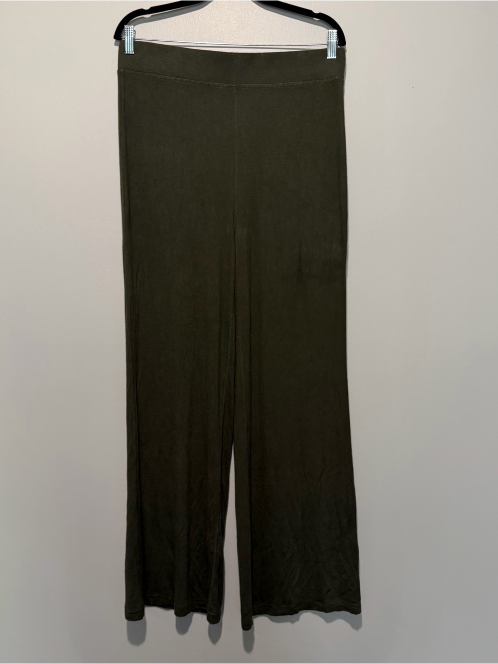NUUDS Slinky Rib Streamline Pant Darkest Olive XL